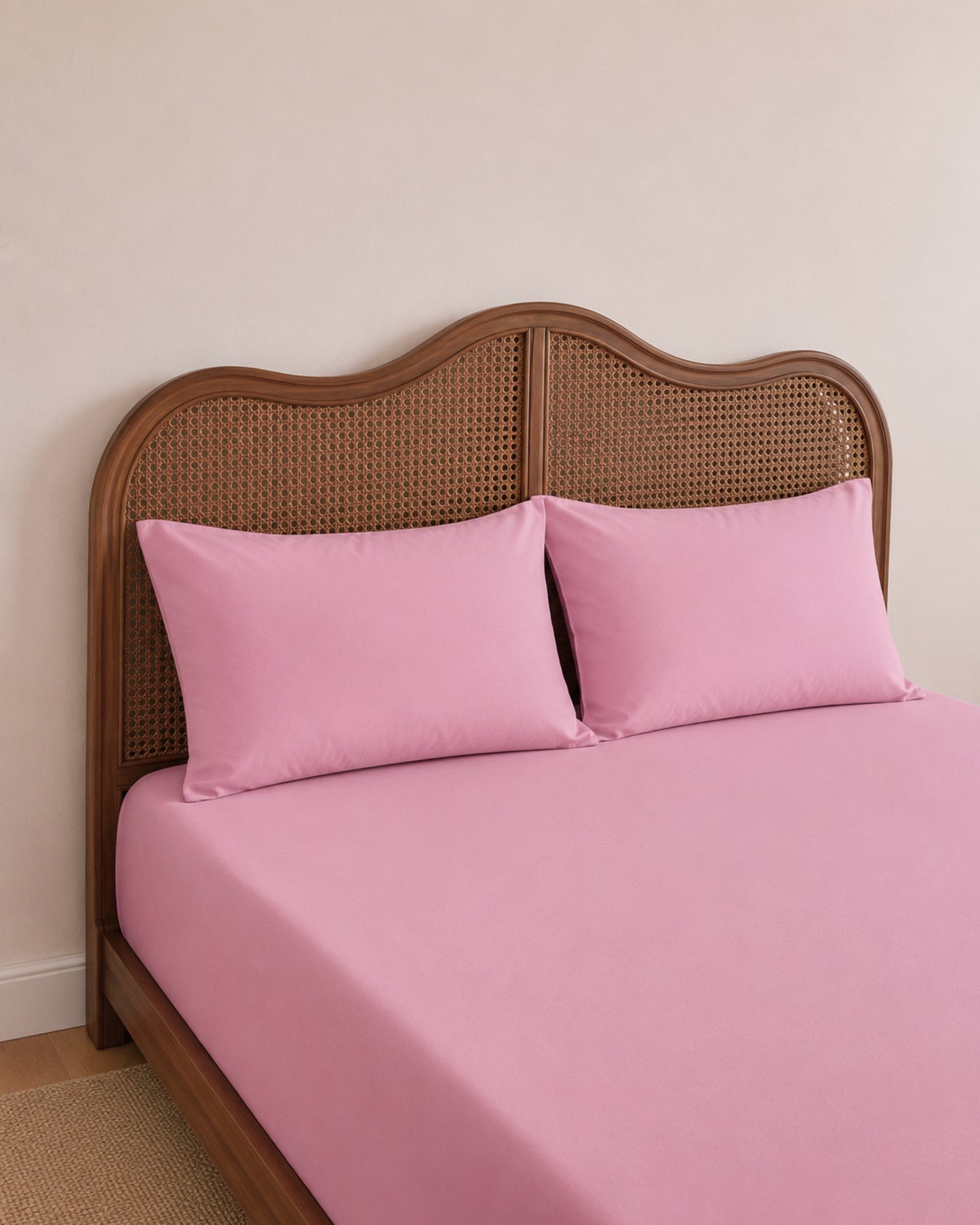 Lightweight Pink Fitted Sheet