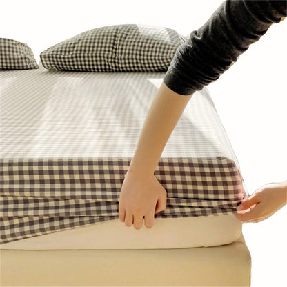 Gingham Fitted Sheet