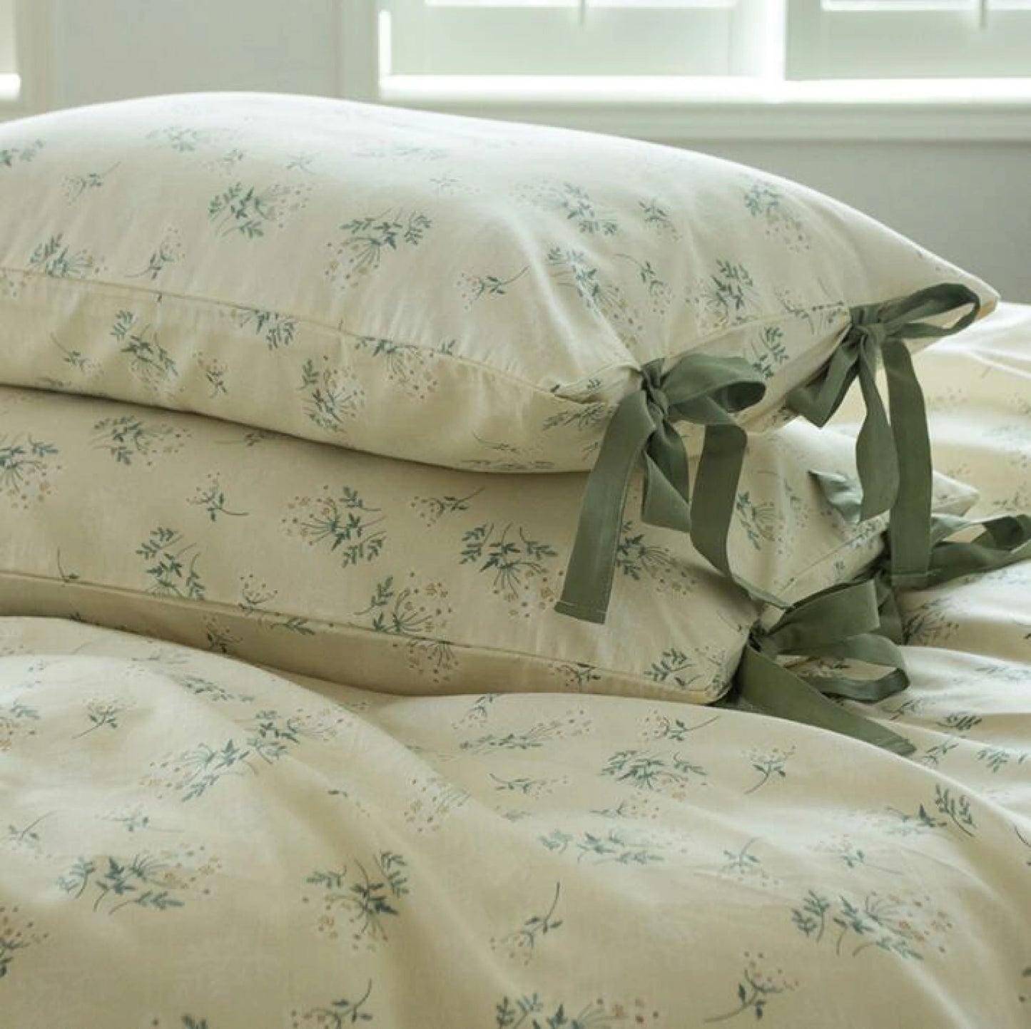 Jasmine Quilt Cover Set