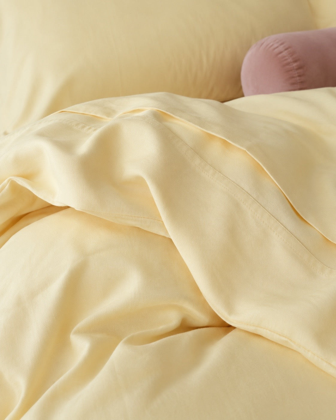 Lightweight Yellow Quilt Cover Set